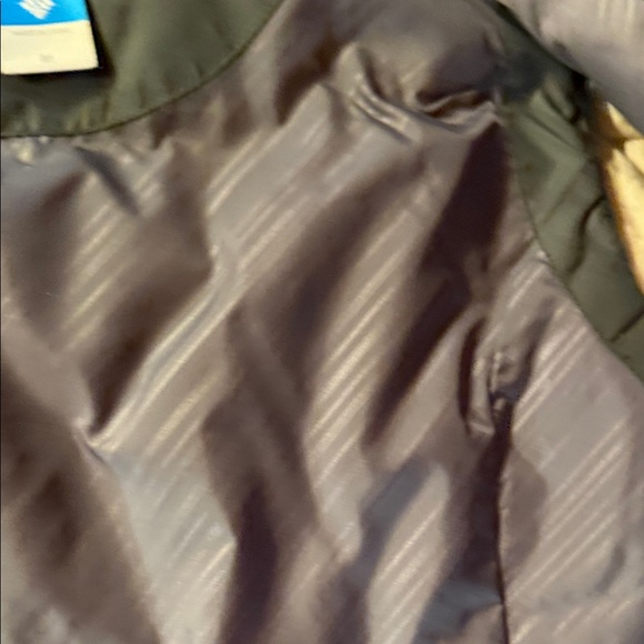 Columbia Down Black Quilted Insulated Vest with High Collar - Picture 7 of 9